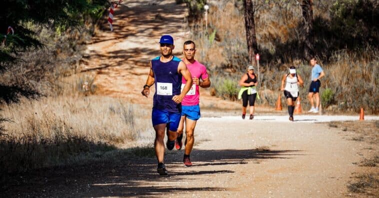 découvrez tout sur les runners, des passionnés de course à pied, équipements et conseils pour pratiquer la course dans les meilleures conditions.