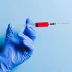 découvrez les informations sur le cancer du sang, ses symptômes, traitements et conseils de prévention.