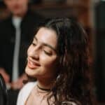 découvrez tout sur le chanteur, ses chansons, ses performances et sa carrière dans l'univers de la musique.