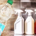 Quelles sont les astuces pour utiliser le vinaigre blanc afin de nettoyer les vitres ?